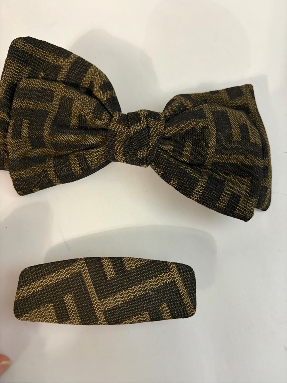 Women's Patterned Bow Barrette Set - Black & Gold